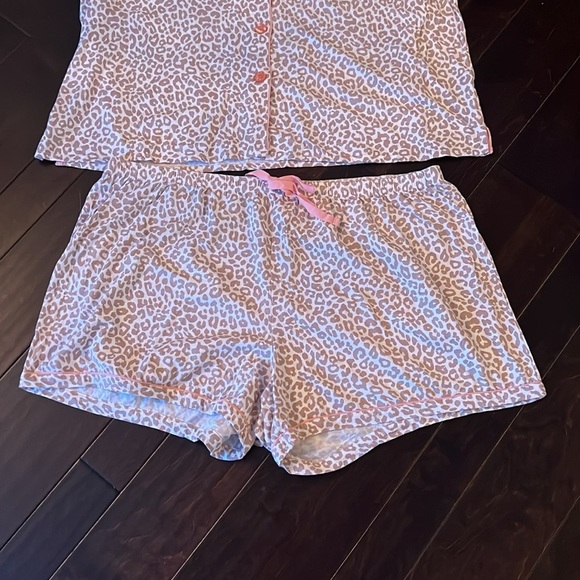 Seeing Stars Pajama plus size set - Picture 2 of 5